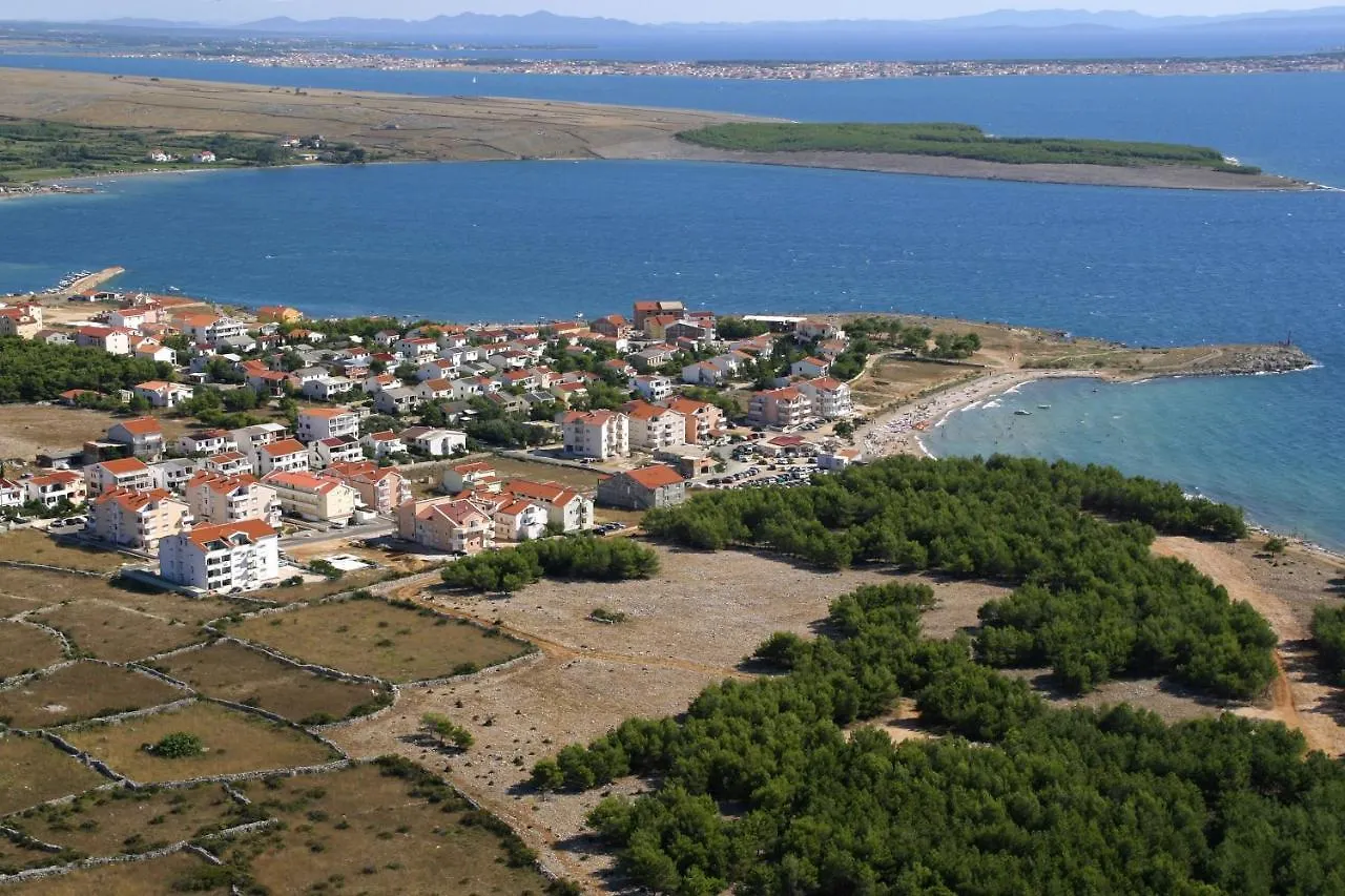 Apartments With A Parking Space Povljana, Pag - 17337 Croatia